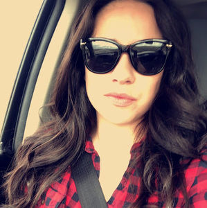 Meet your Posher, Emily